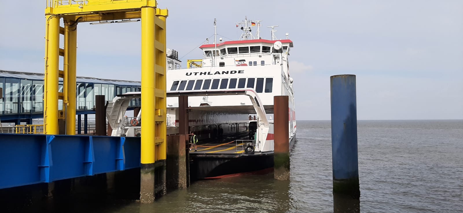 Ferry Dagebüll Amrum en el embarcadero de Dagebüll.