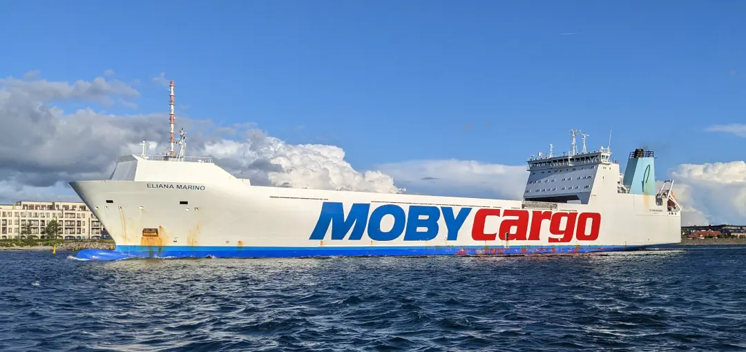 Ferry El Hansa Destinations Eliana Marino, fletado por Moby Cargo, también se utilizó en la ruta Rostock-Nynashamn. Sin embargo, sólo se utilizó para el transporte de mercancías. 